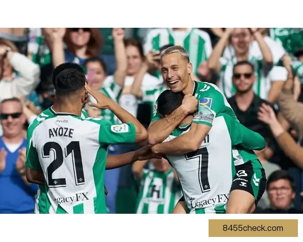 欧冠联赛阶段葡萄牙体育力克巴黎圣日耳曼二比一主场取胜关键战